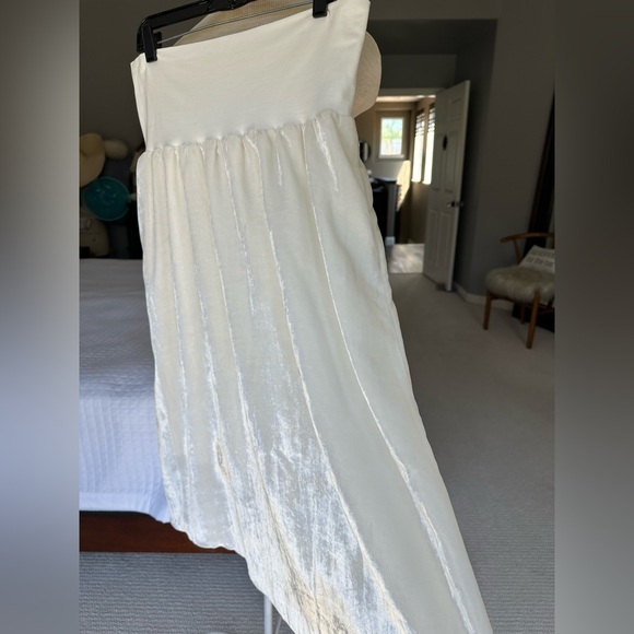 ATM cream velvet midi skirt, size large - Picture 5 of 13